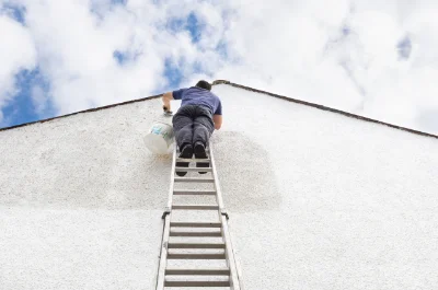 Peinture extérieure à Saint-Arnoult-des-Bois — façades et ravalement
